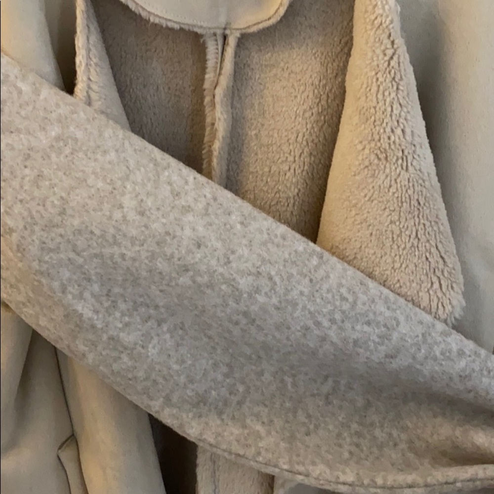 Jacket - Picture 2 of 4